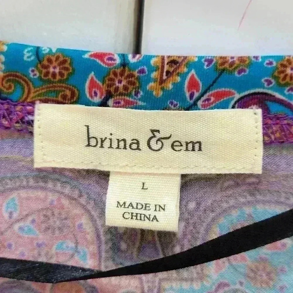 Brina & em Women's Short Sleeve Large Boho Clear Sequin Paisley Print Relaxed - Picture 3 of 9